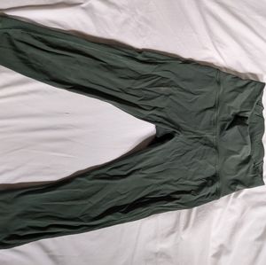 Lululemon running crops